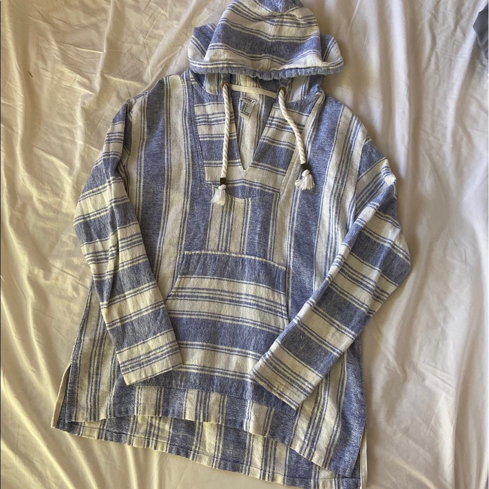 ✨5 for $20✨ Forever 21 Baja Sweatshirt